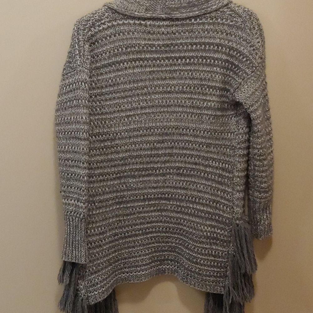 Sweater - Picture 2 of 7